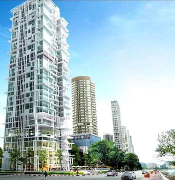 Sunrise@gurney Spacious 2br Duplex * George Town