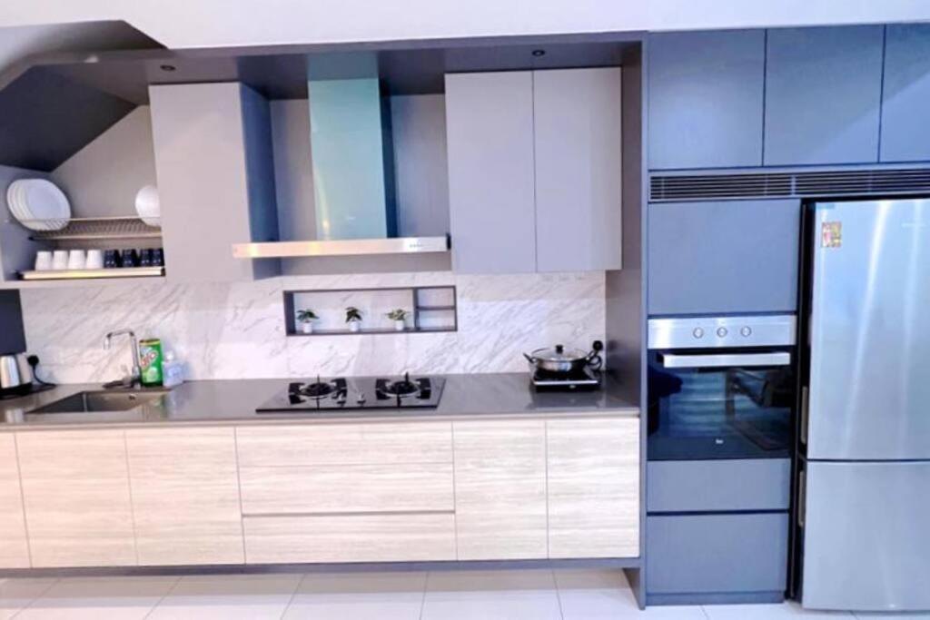 Sunrise@gurney Spacious 2br Duplex