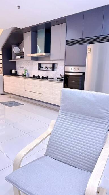 Sunrise@gurney Spacious 2br Duplex